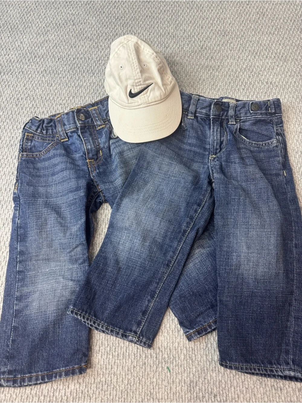 Gap Jeans 2T Nike Toddler Hat Boys